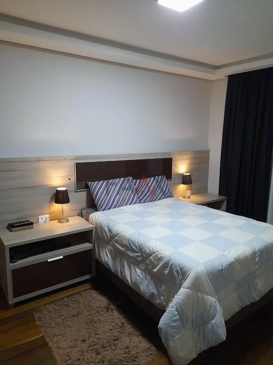 Imagem Sobrado Moderno com 2 Suítes, Sacadas e Excelente Acabamento