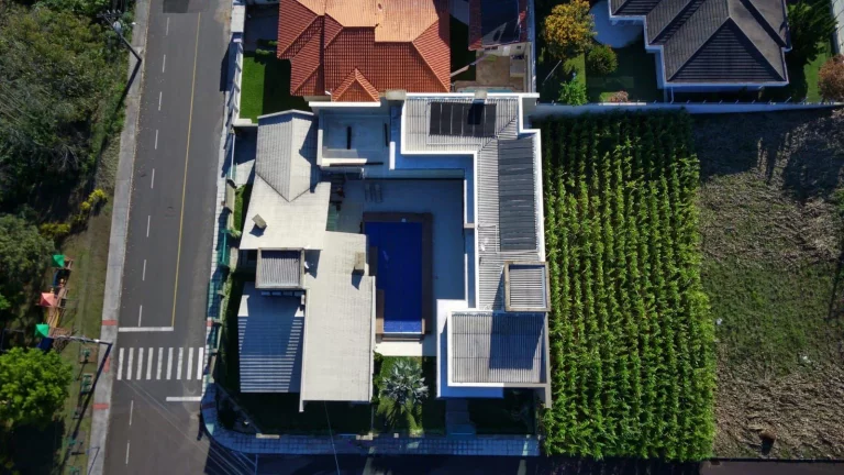 Imagem Casa para Venda em Concórdia, Jardim, 4 dormitórios, 2 suítes, 4 banheiros, 4 vagas