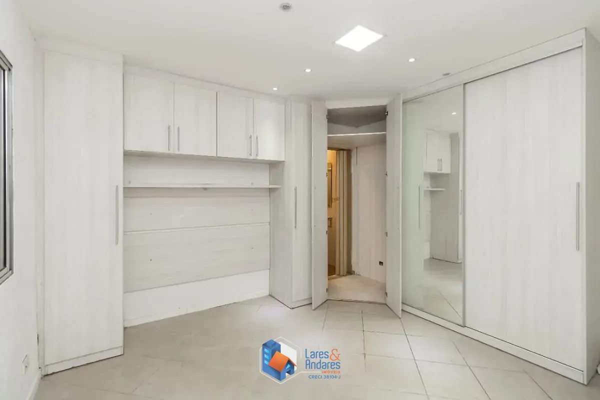 Imagem Casa para venda em Jardim das Rosas (Zona Norte) com 2 quartos, sendo 1 suíte, 240m²