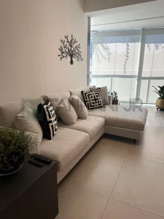 Imagem Venha se encantar com este maravilhoso imóvel à venda em uma das melhores localizações de São Paulo! Com 2 quartos, sendo 1 suíte, e 2 banheiros, es
