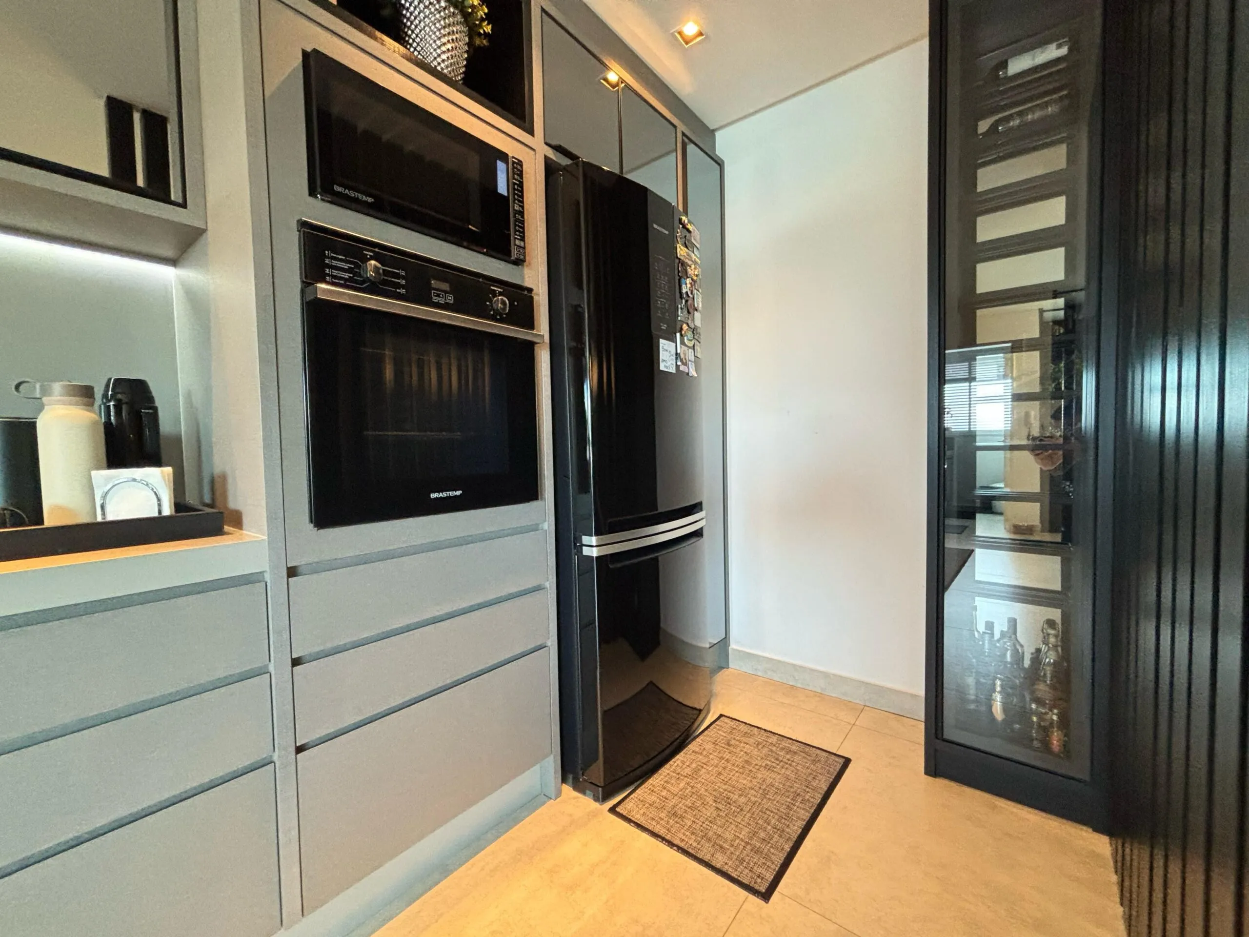 Imagem Apartamento com vista para o mar à venda com 105m2 por R$ 1.800.000,00