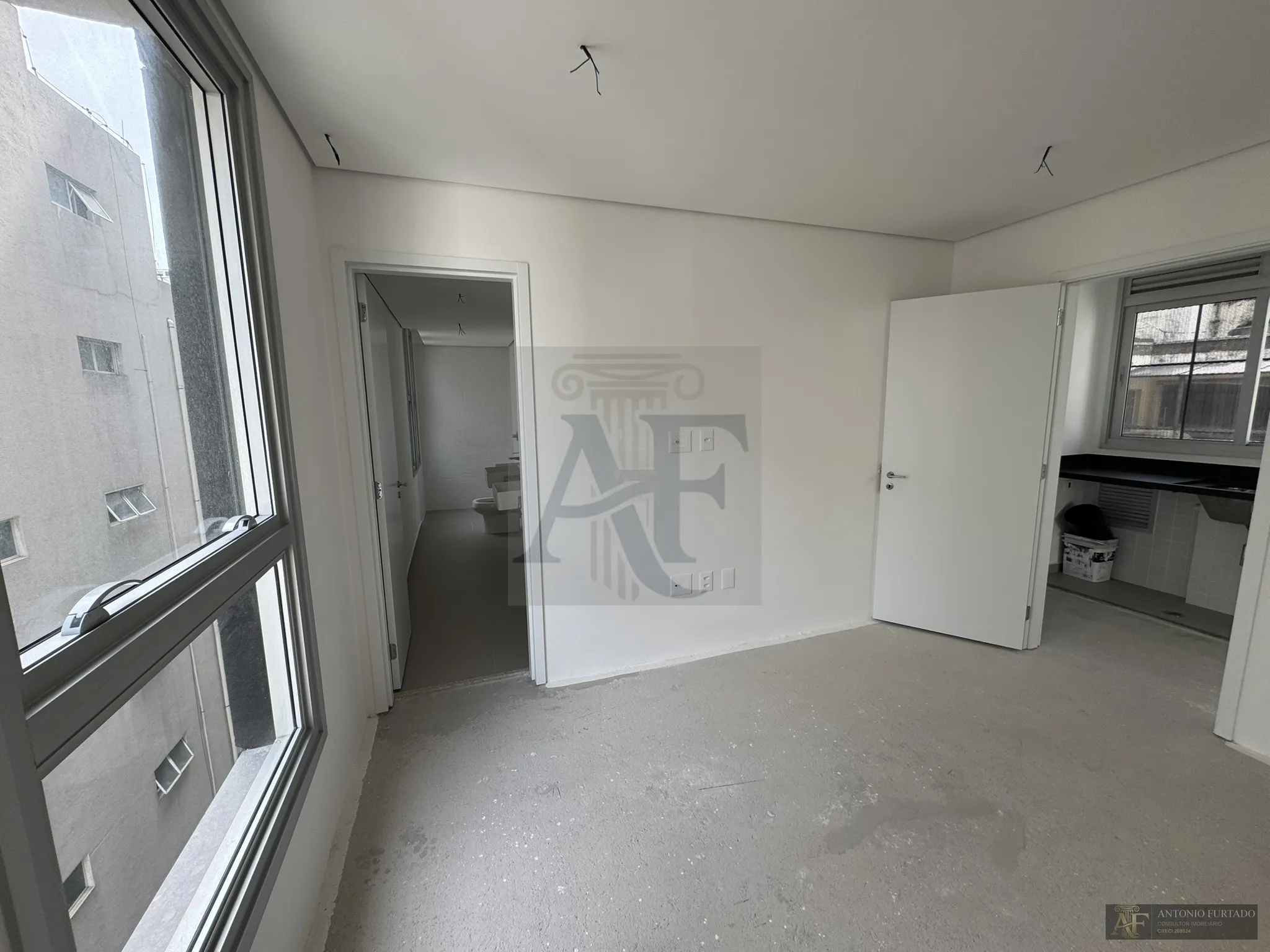 Imagem Apartamento à venda em Itaim Bibi, São Paulo