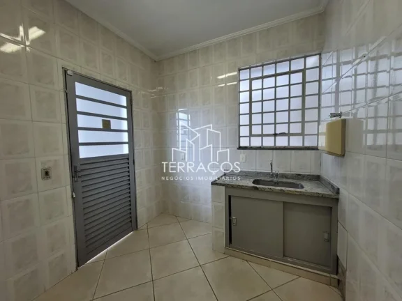 Imagem VENDE-SE PRÉDIO COMERCIAL 453m²AC - 12 VAGAS COBERTAS - PONTE SÃO JOÃO, JUNDIAÍ-SP