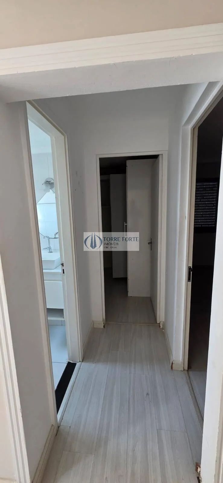 Imagem Lindo Apartamento com 2 dormitórios em Vila Ivone