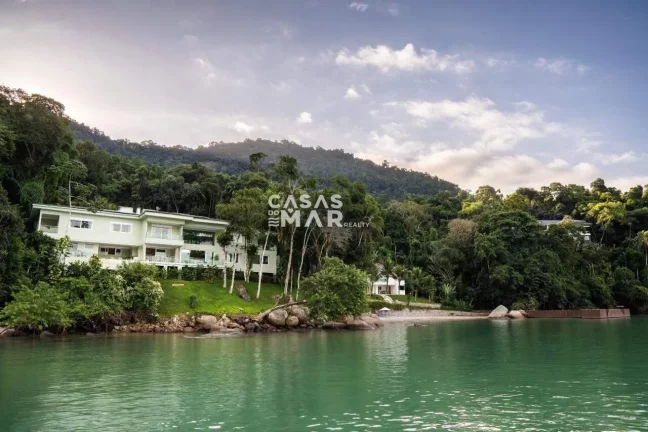 Imagem Casa de luxo à beira-mar em Angra dos Reis-RJ: 16 quartos, 16 suítes, 16 banheiros, 6 vagas de garagem, 200.000m² de área!