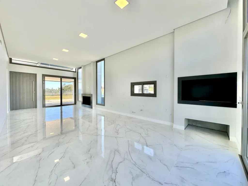 Imagem Casa em Condominio 3 Dormitórios - Bairro Arroio Teixeira