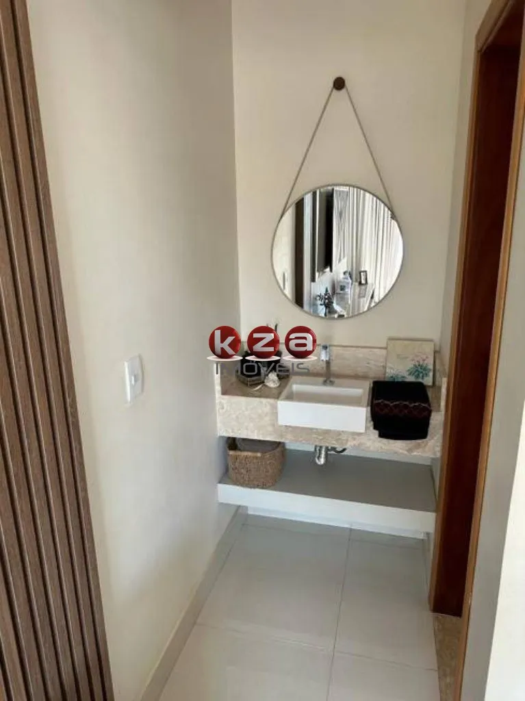 Imagem Imperdível oportunidade: Casa em condomínio à venda em Valinhos-SP, Residencial Vivenda das Pitangueiras - 3 quartos, 1 suíte, 1 sala, 2 banheiros, 4 vagas, 231m²