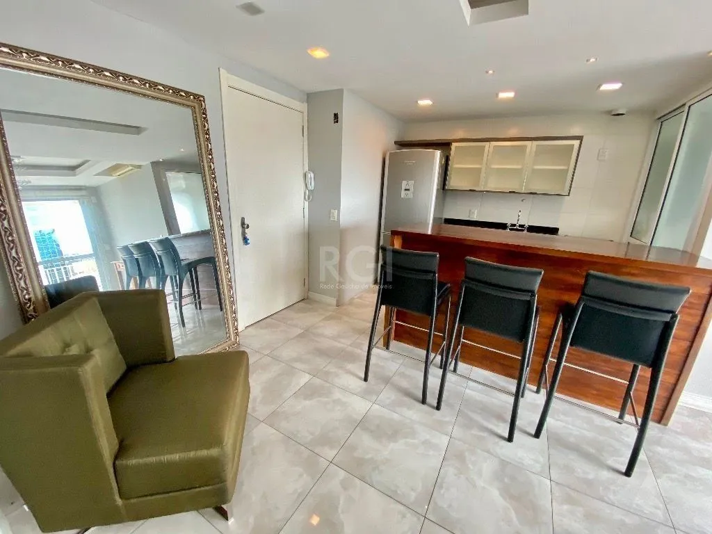 Imagem Apartamento Para Comprar no Karpathos com 2 Dormitórios transformado em 1 suite com closet