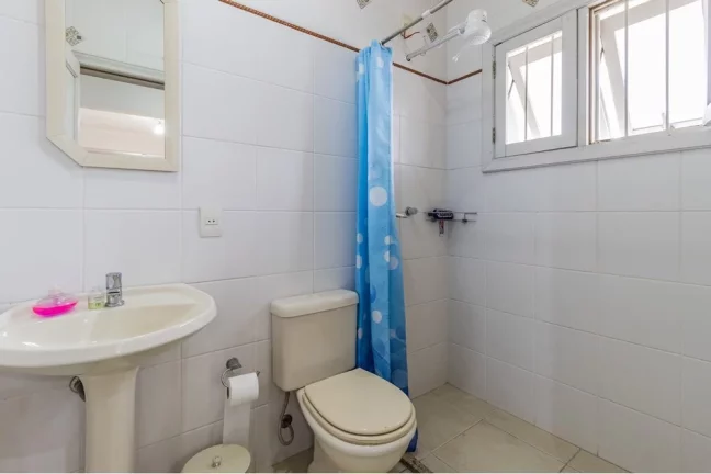 Imagem Casa para venda no bairro Santo Antônio em Porto Alegre