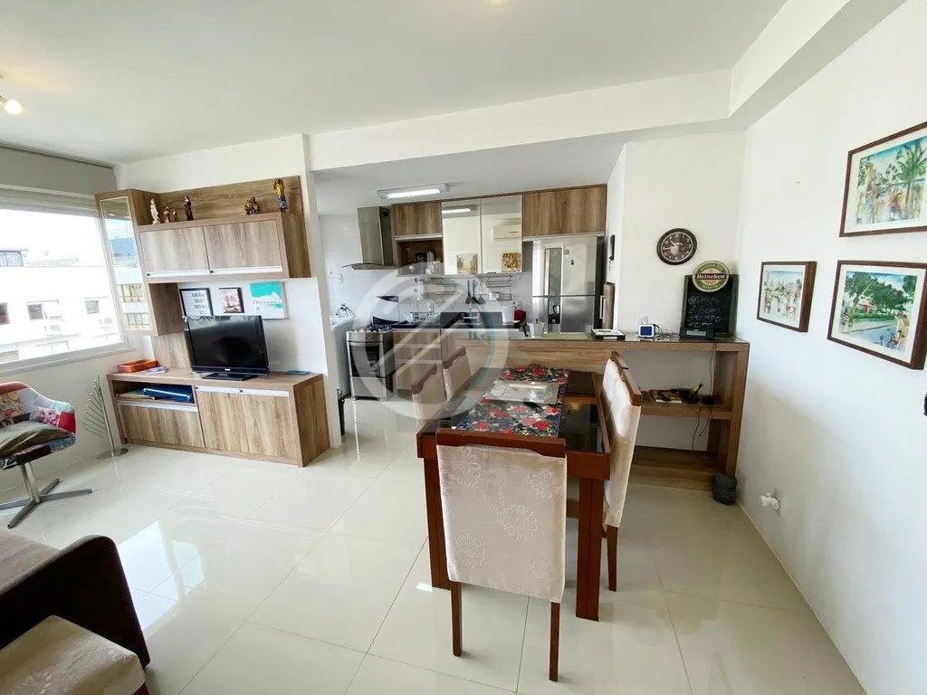 Imagem Ótimo apartamento com 1 dormitório no bairro Petrópolis. São 50m² privativos, com suíte e lava...