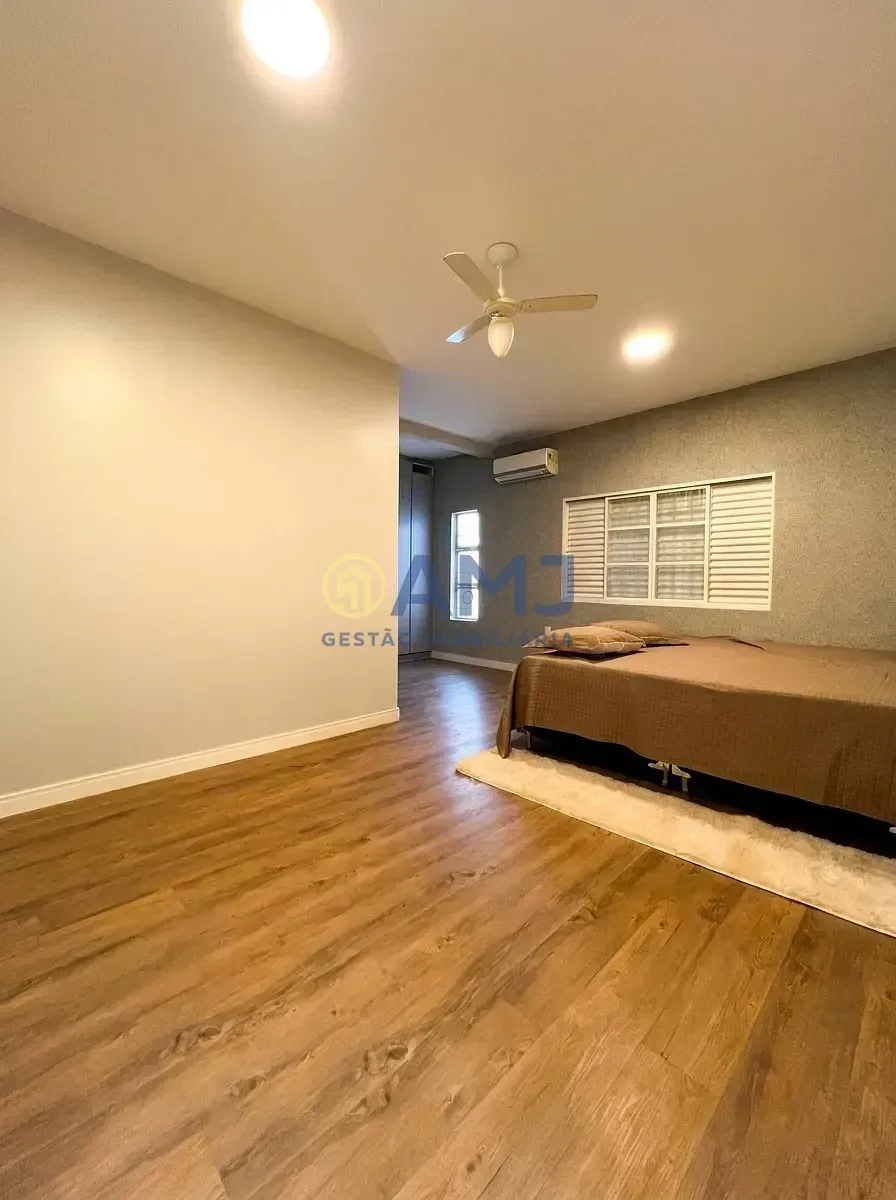 Imagem CHÁCARA DE ALTO PADRÃO À VENDA NO TERRA DO BOI | 5 QUARTOS | 2.287 M² | ACEITA FINANCIAMENTO
