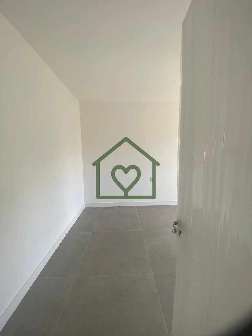 Imagem Excelente apartamento à VENDA no Bairro Chácara das Pedras!
Imóvel NOVO (nunca habitado), com 2 d...