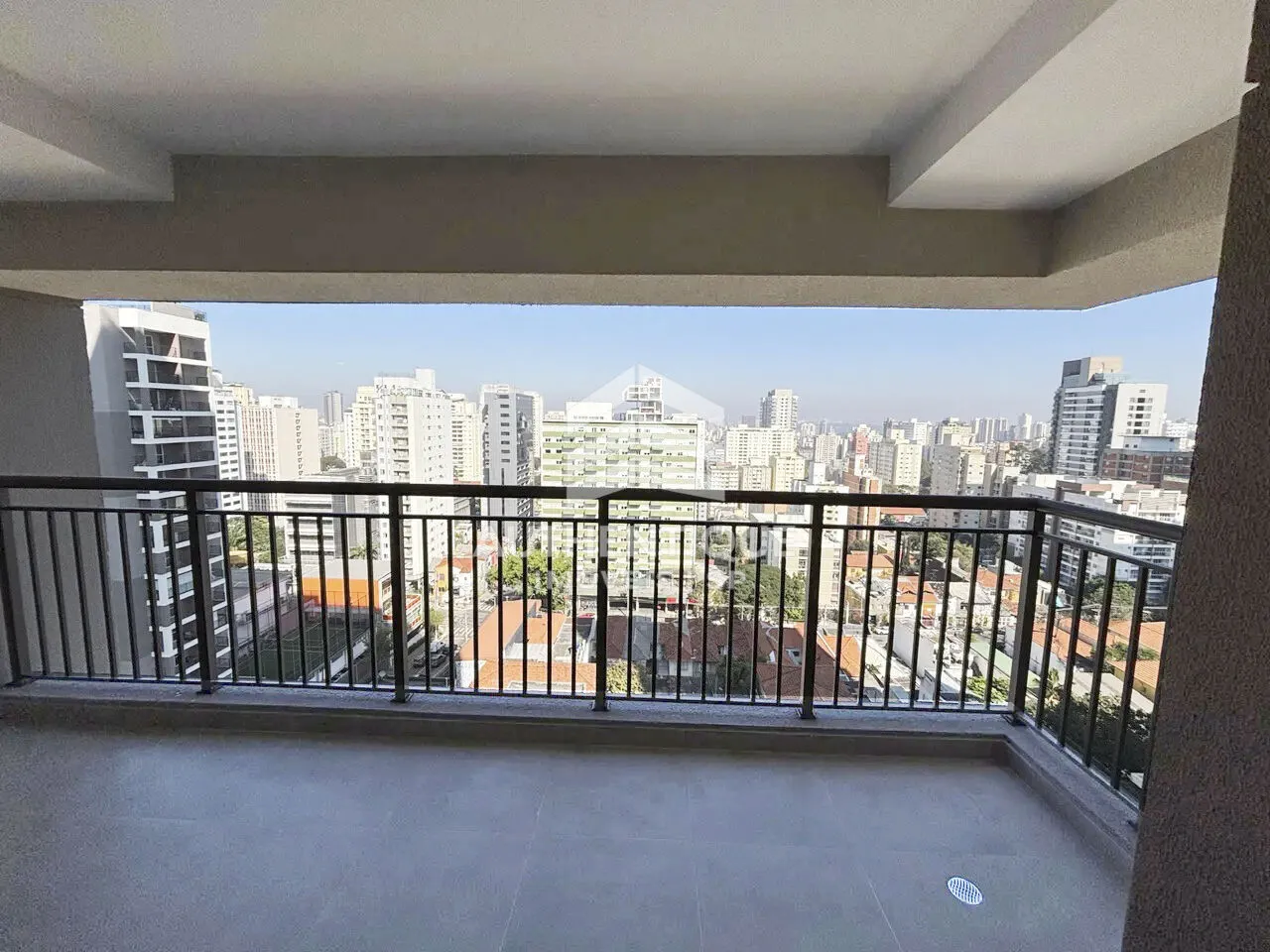 Foto do imóvel HIGHLIGHTS PINHEIROS - Apartamento à venda em Rua Arruda Alvim