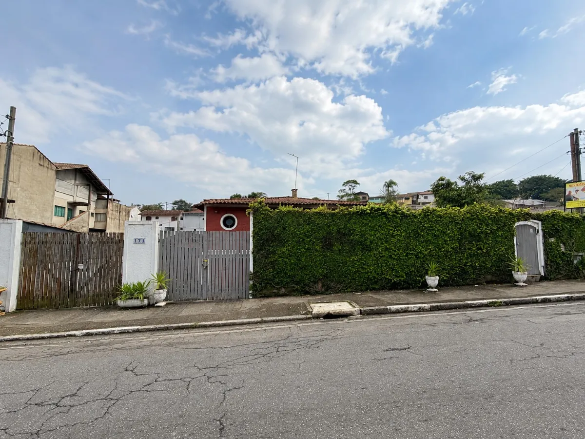 Foto do imóvel Casa comercial para venda em Suíssa, 470m2