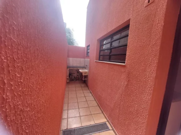 Imagem Sobrado reformado para locação – Vila Monumento – 120 m² R$ 3.800,00