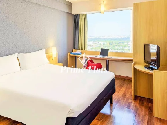 Imagem Flat disponível para venda no Íbis Guarulhos, com 18m², 1 dormitório e 1 vaga