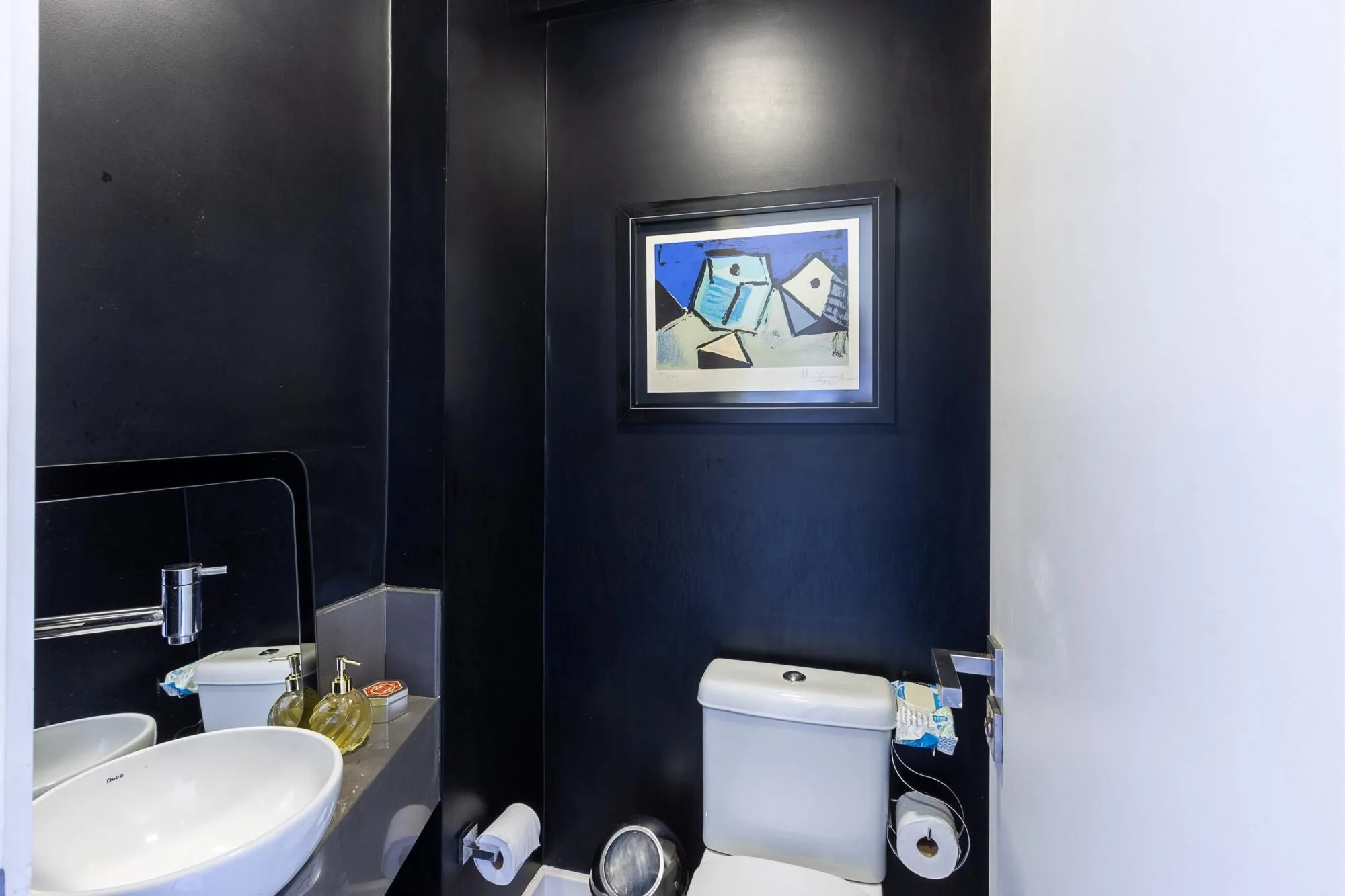 Imagem Apartamento à venda, com 3 dorm, 2 suítes, 2 vagas - bairro Cristal