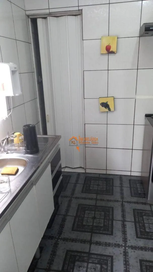 Imagem Sobrado com 3 dormitórios à venda por R$ 320.000,00 - Parque São Miguel - Guarulhos/SP