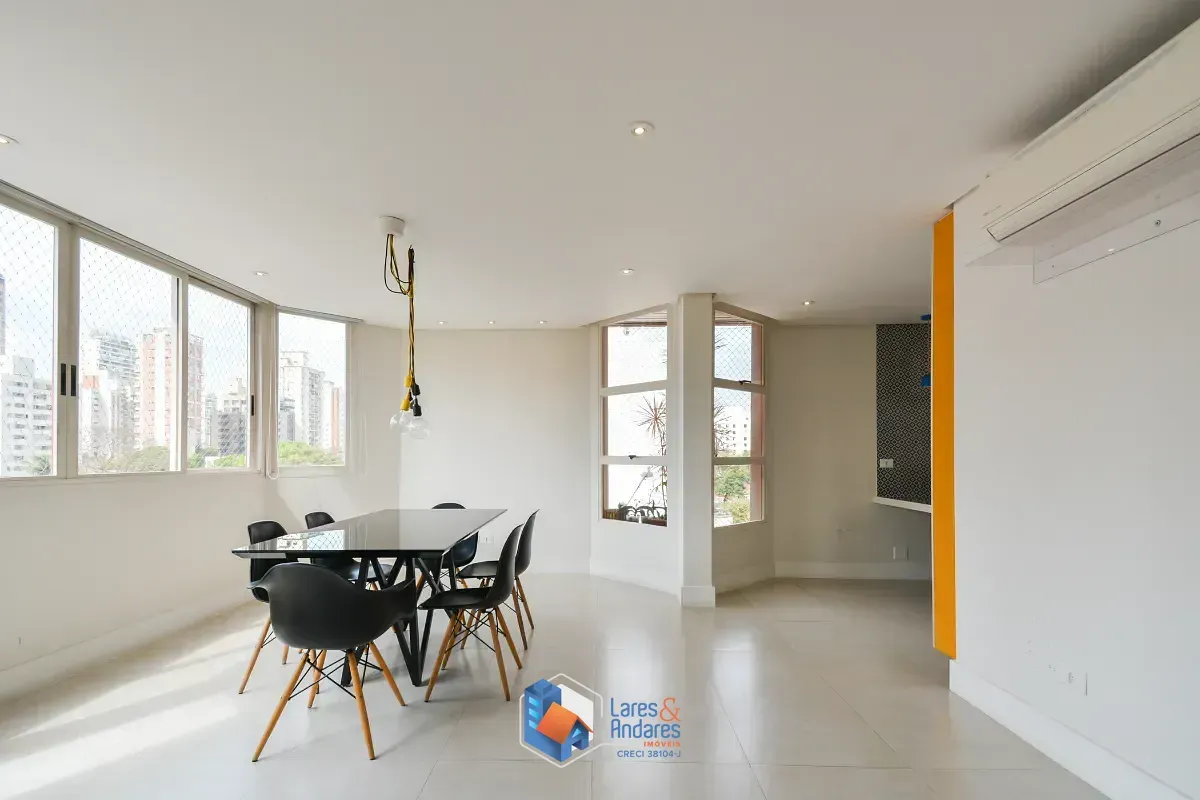 Imagem Apartamento para venda em Pinheiros com 2 quartos, sendo 2 suítes, 204m²