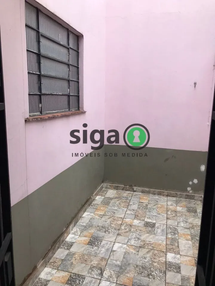 Imagem Casa Espaçosa com Quintal e 3 Dormitórios no Brooklin para Venda