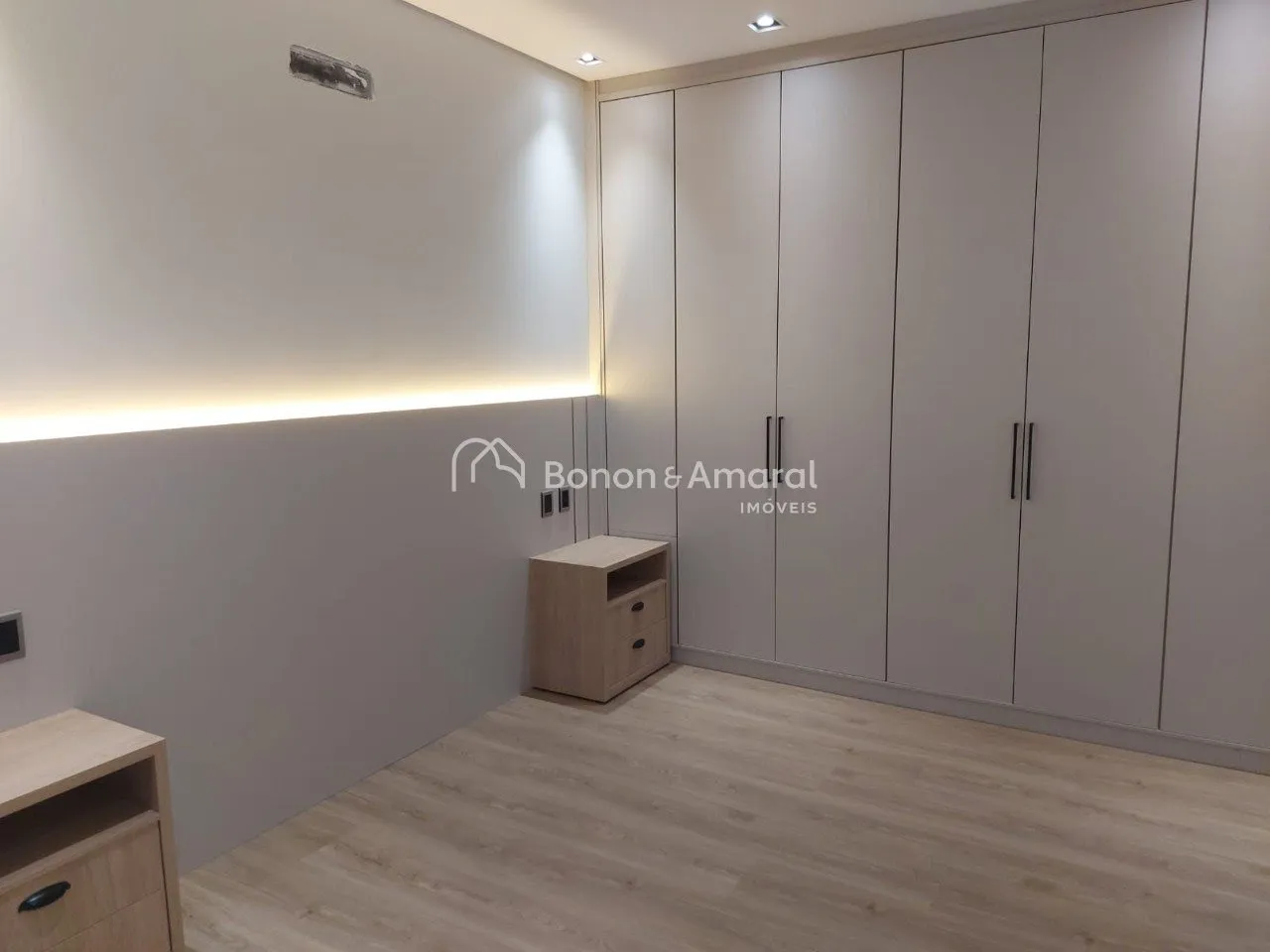 Imagem Casa a venda com 3 suítes no Condomínio Santorini em Paulínia, SP