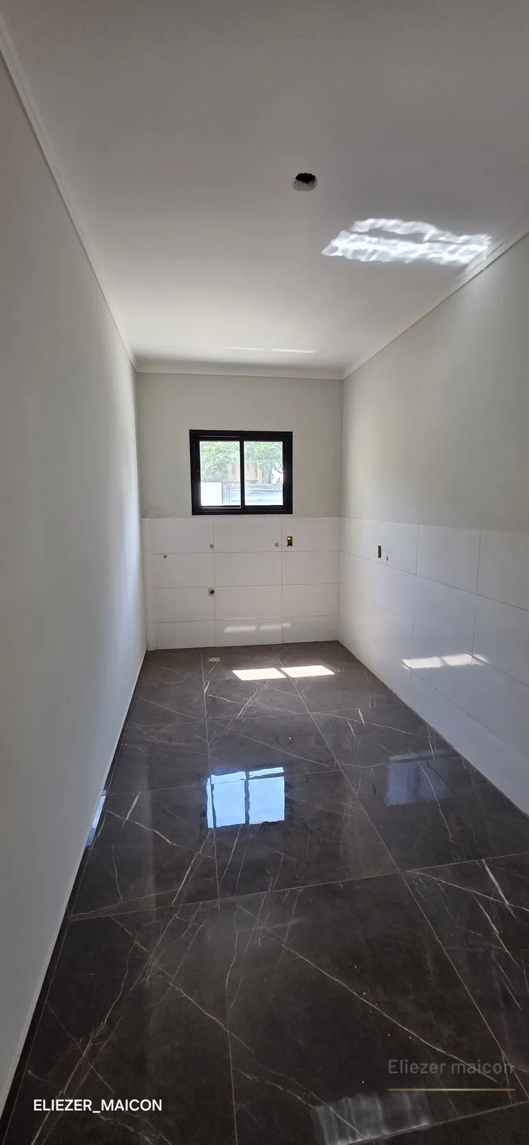 Imagem Casa a venda com 3 quartos no bairro jardim novo mundo Poços de Caldas - MG