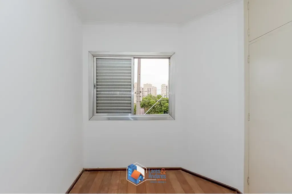 Imagem Casa à venda 4 Quartos 1 Suite 2 Vagas 261M² Jardim Jabaquara São Paulo - SP