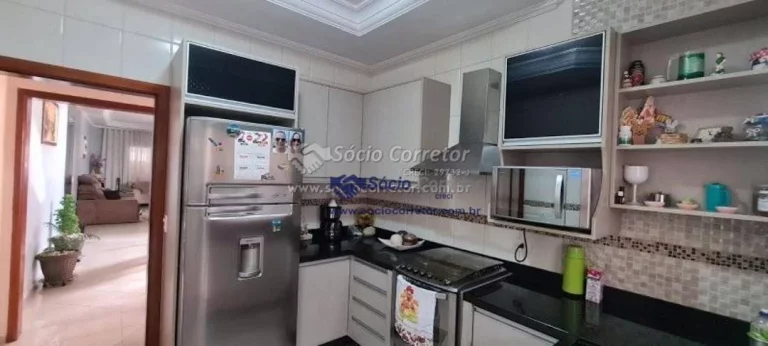 Imagem VENDO LINDO SOBRADO 192m - 3 SUITES - 4 VAGAS - VILA GALVÃO