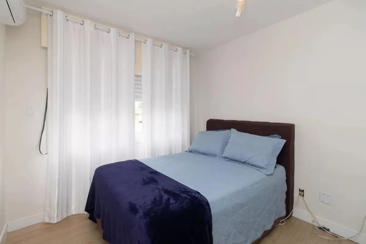 Imagem Apartamento com 03 dormitorios e vaga de garagem na Cavalhada -Porto Alegre/RS