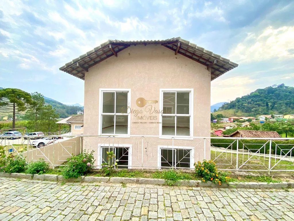 Imagem Casa em Condomínio para Venda em Teresópolis / RJ no bairro Vargem Grande