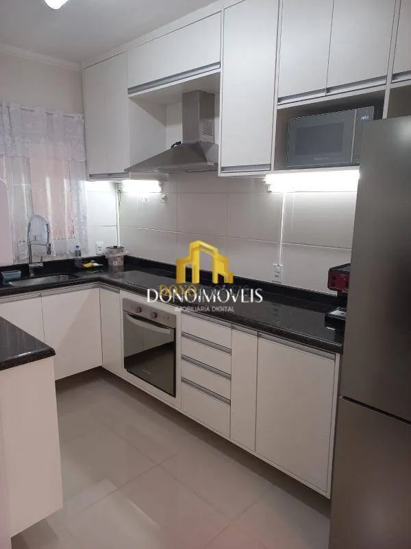 Imagem Sobrado 90 m² | 3 Dorms (1 Suíte) | 2 Vagas | Planejado