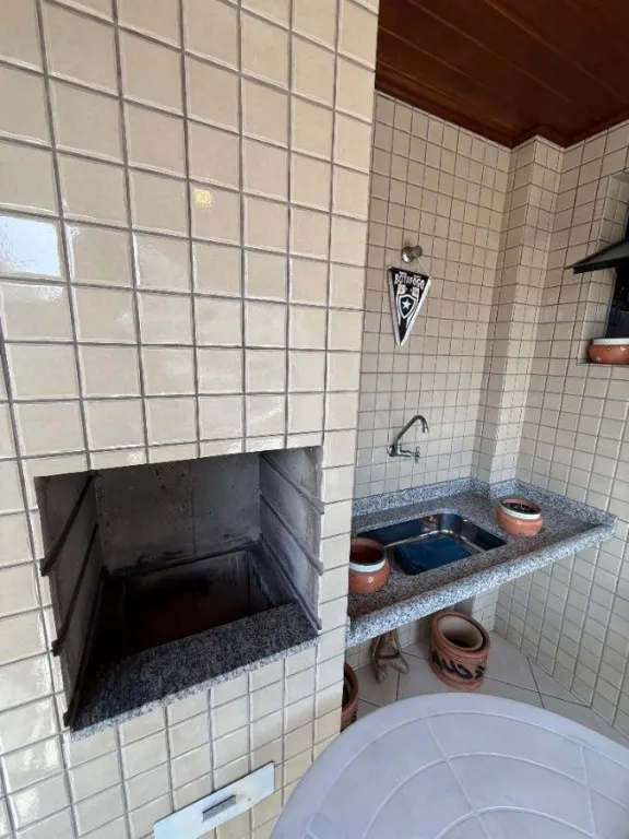 Imagem APARTAMENTO COM 100,00 m² - CANTO DO FORTE - PRAIA GRANDE SP