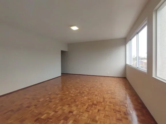 Imagem article dir tabindex=-1 

 div tabindex=-1 

 Excelente casa para locação com linda vista para o R...