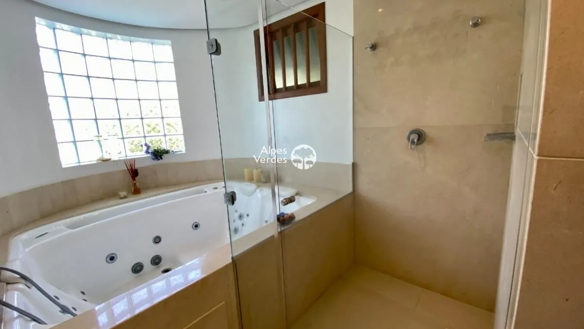 Imagem Vende-se casa totalmente mobiliada em Três Coroas-3 Quartos- R$3.200.000,00