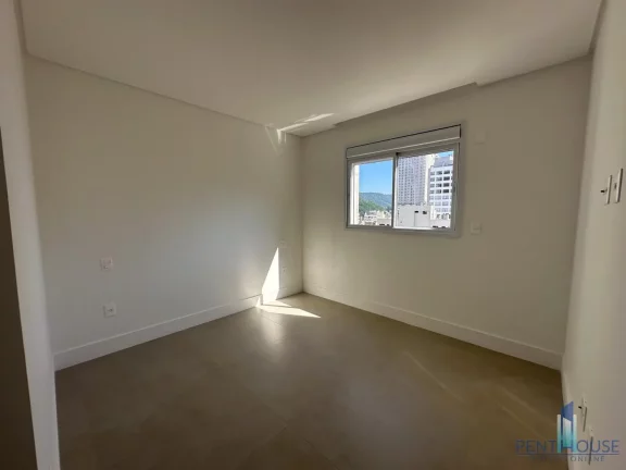 Imagem Apartamento Zona Central para Venda em Balneário Camboriú, CENTRO, 3 dormitórios, 3 suítes, 3 banheiros, 2 vagas