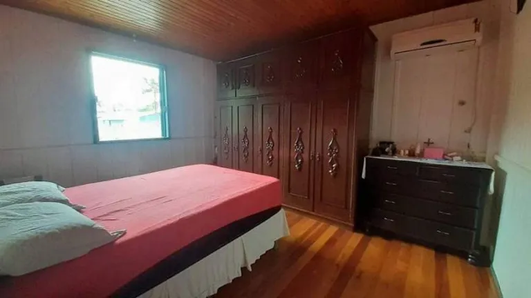 Foto do imóvel Casa com 3 Quartos à Venda, 148 m² em Milanese - Criciúma