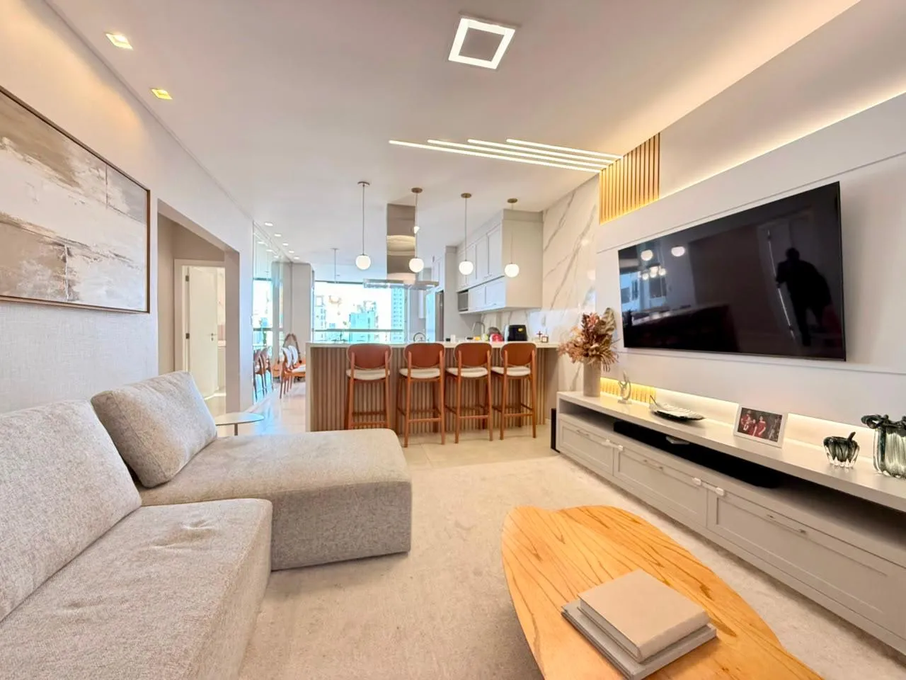 Imagem Apartamento à venda com 106.05m2 por R$ 2.400.000,00