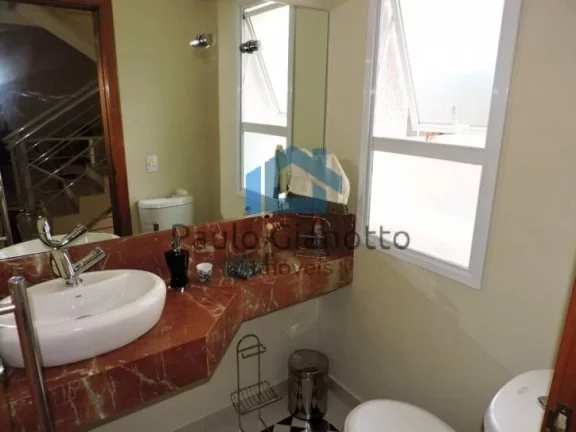 Imagem Casa à venda - Nova, moderna, 4 suítes e 7 vagas cobertas!