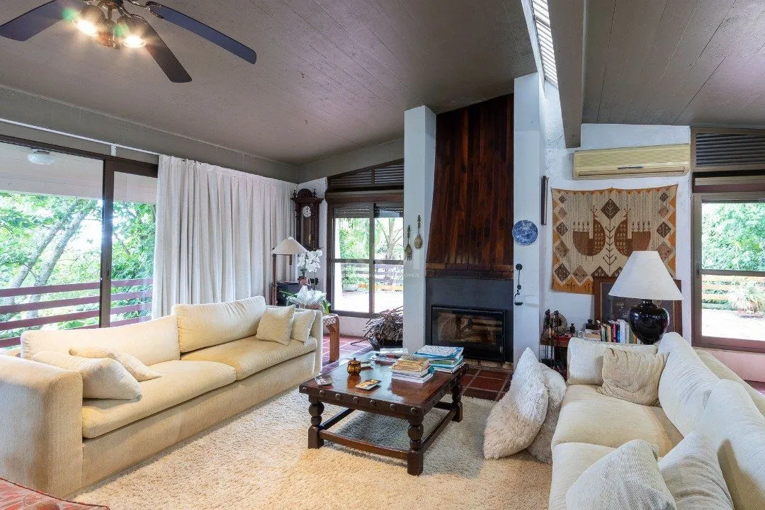 Imagem Casa para Venda - 600m², 3 dormitórios, sendo 1 suites, 8 vagas - Vila Assunção