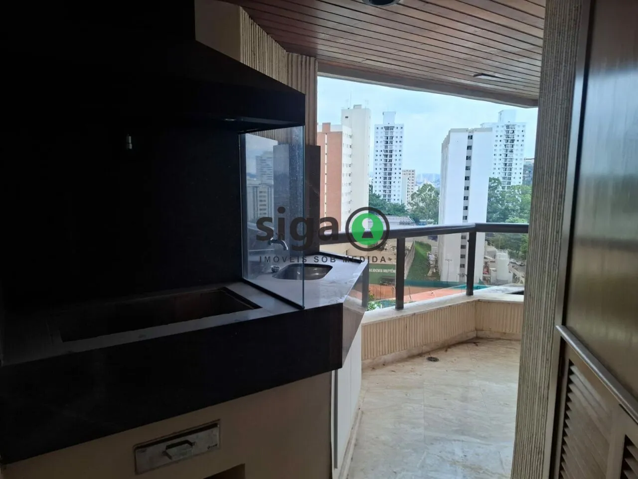 Imagem Apartamento com suítes e 4 vagas para venda, 244 m² -Vila Susana - Edifício: Cambridge Park