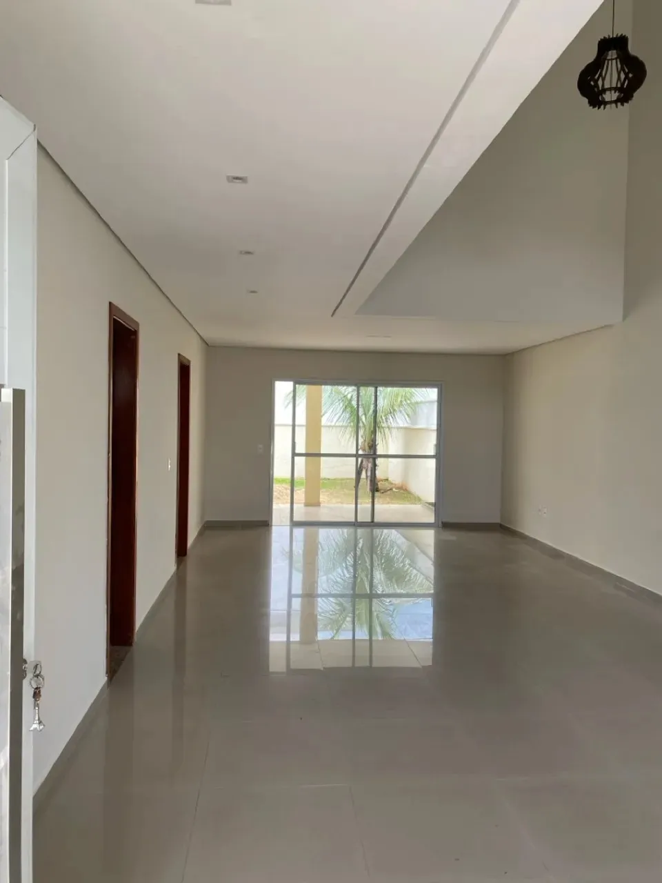 Imagem Casa de Luxo em Condomínio: 3 Quartos, 3 Suítes, 5 Banheiros, 4 Vagas em Sorocaba - Chácaras Reunidas São Jorge