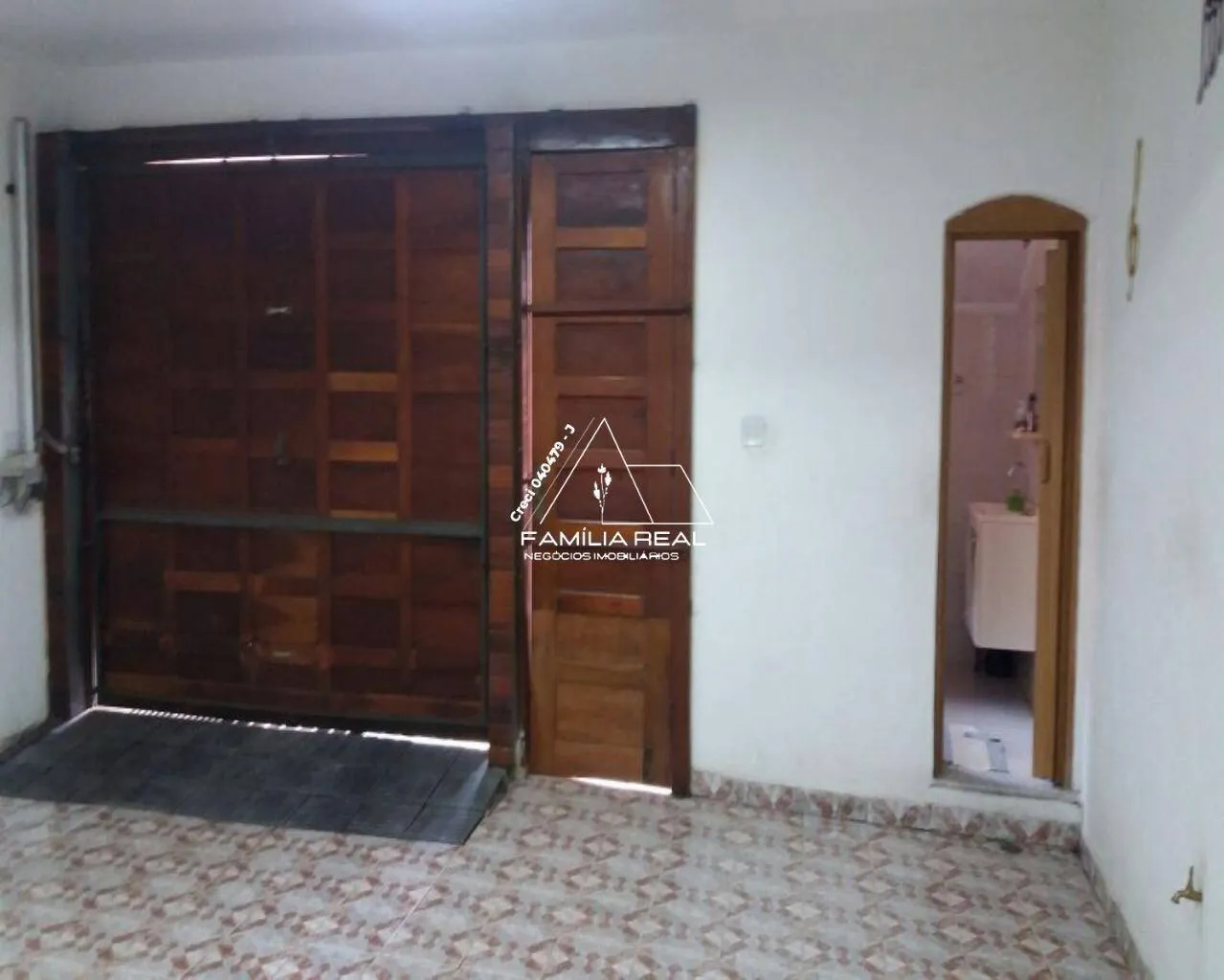 Imagem Sobrado Padrão na Vila Matilde, com 04 Dormitórios, sendo 01 Suíte