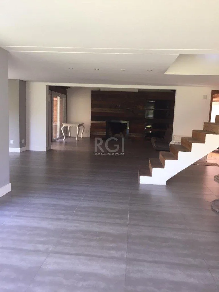 Imagem Casa Condominio para Venda - 302.82m², 4 dormitórios, sendo 3 suites, 2 vagas - Ilha Da Pintada
