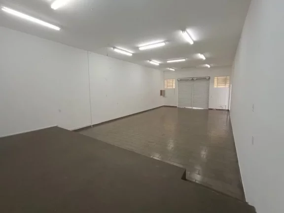 Foto do imóvel Salão Comercial para ALUGAR (Igreja), Bairro Edson Silva em Rua São Roque