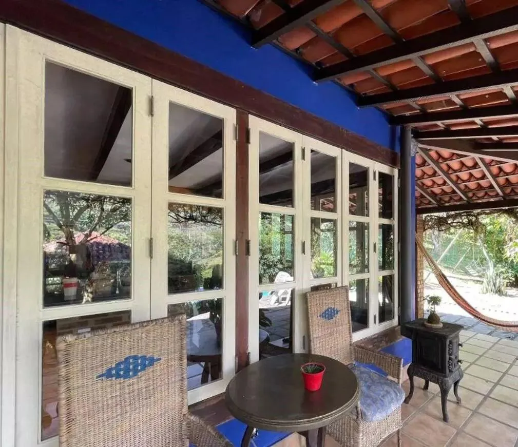 Imagem Casa para Venda em Petrópolis / RJ no bairro Araras
