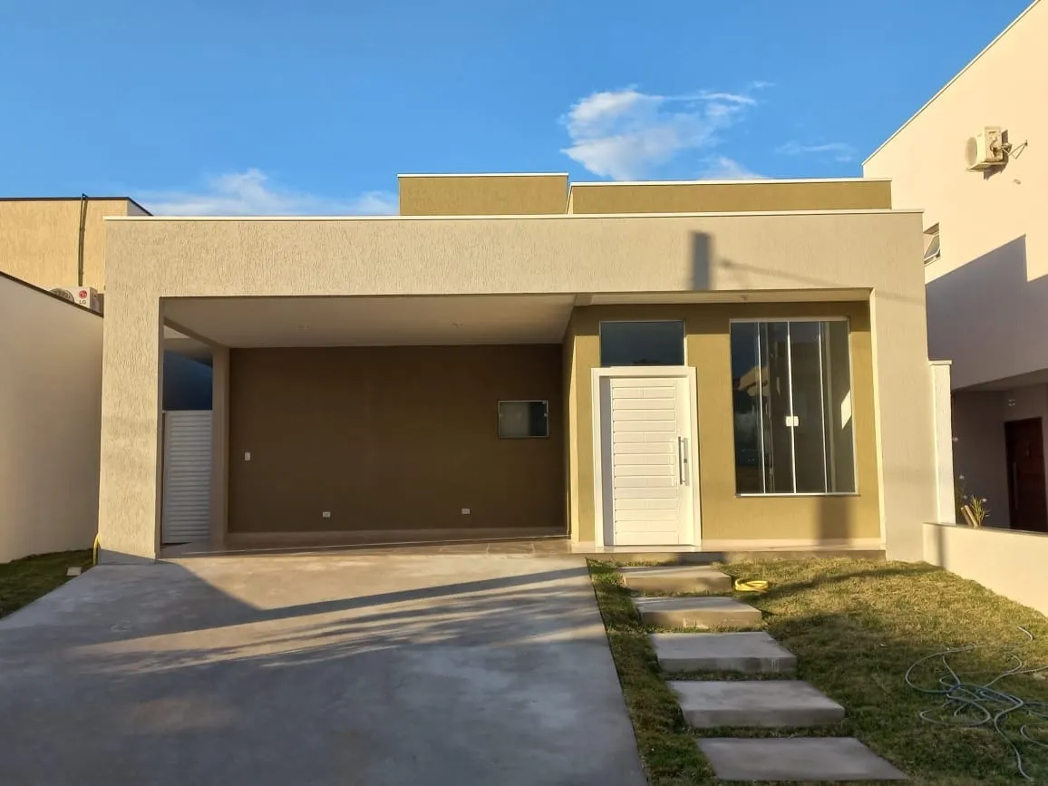 Casa à venda 3 Quartos, 2 Suites, 2 Vagas, 258M², Campo Alegre, Pindamonhangaba - SP | Condomínio Moema Ville