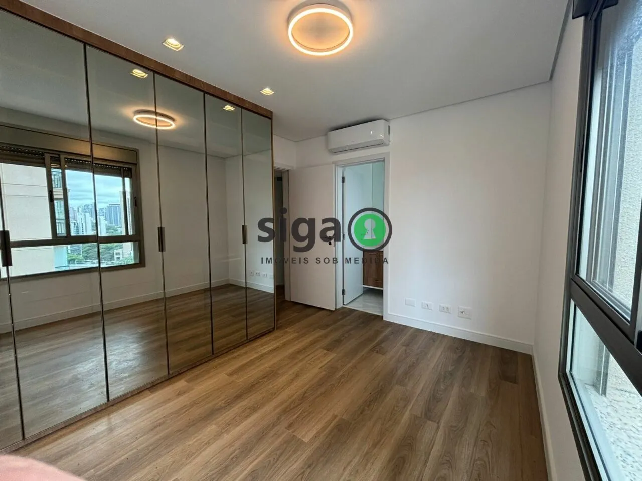 Imagem Residência de Alto Padrão na Cidade Jardim com 3 Suítes e 3 Vagas