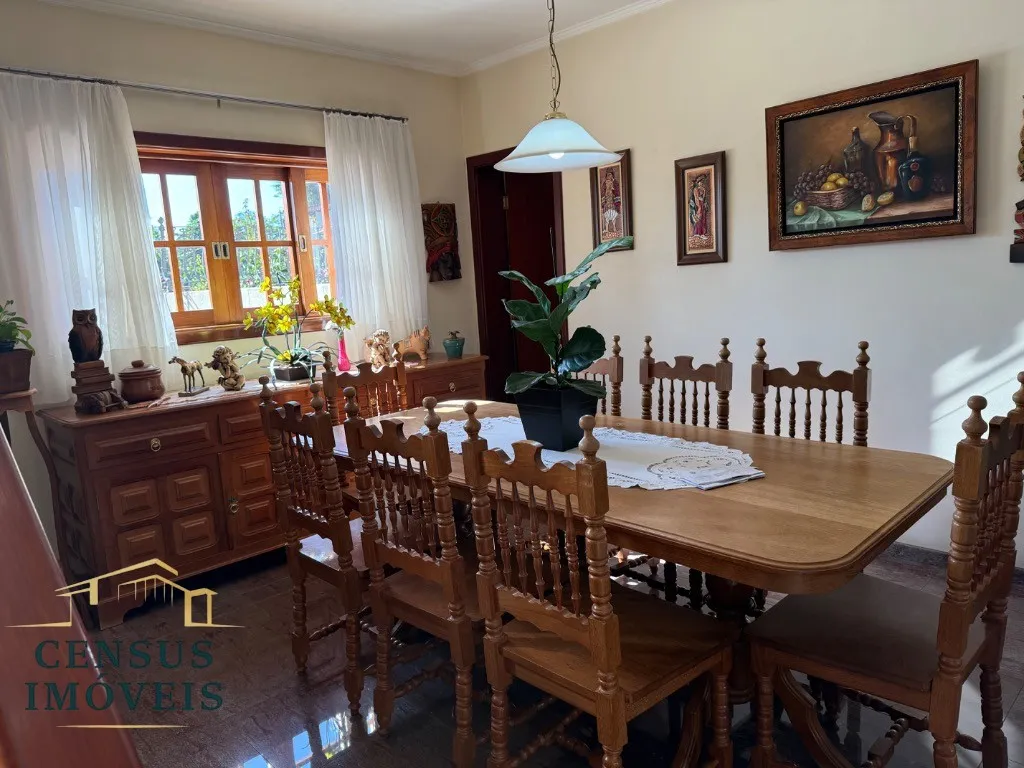 Foto do imóvel: Casa à venda em condomínio Marambaia, Vinhedo-SP: 4 quartos, 2 suítes, 3 salas, 2 banheiros, 4 vagas, 365, 70 m². em Condomínio Marambaia