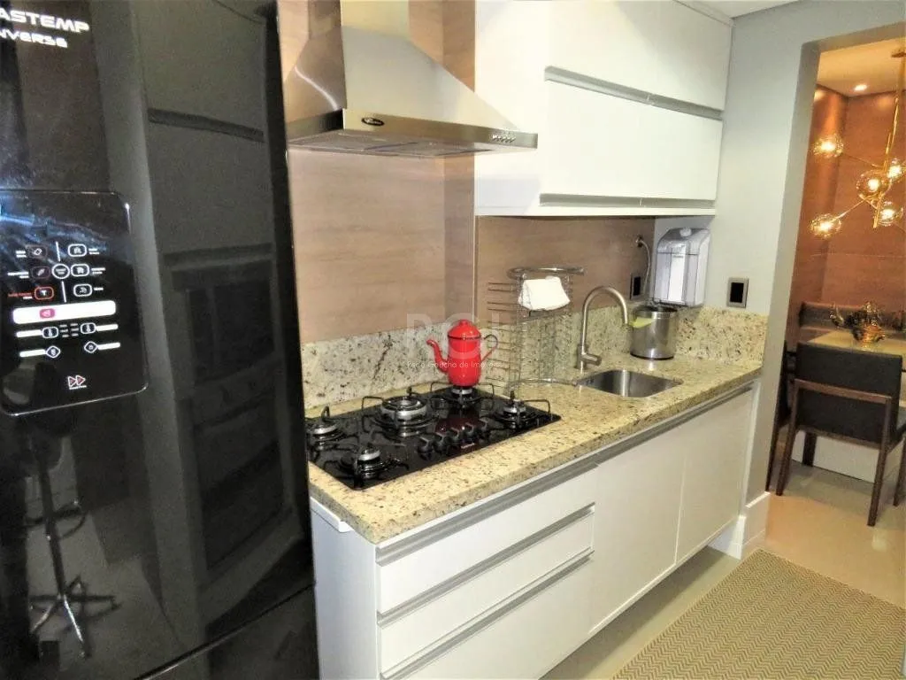 Imagem Ótima casa com 2 dormitórios com suíte master para Comprar
