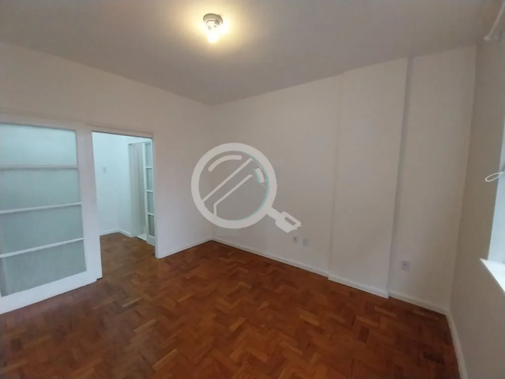 Imagem Apartamento de um dormitório em frente a Santa Casa. Excelente localização, com vista incrível e...
